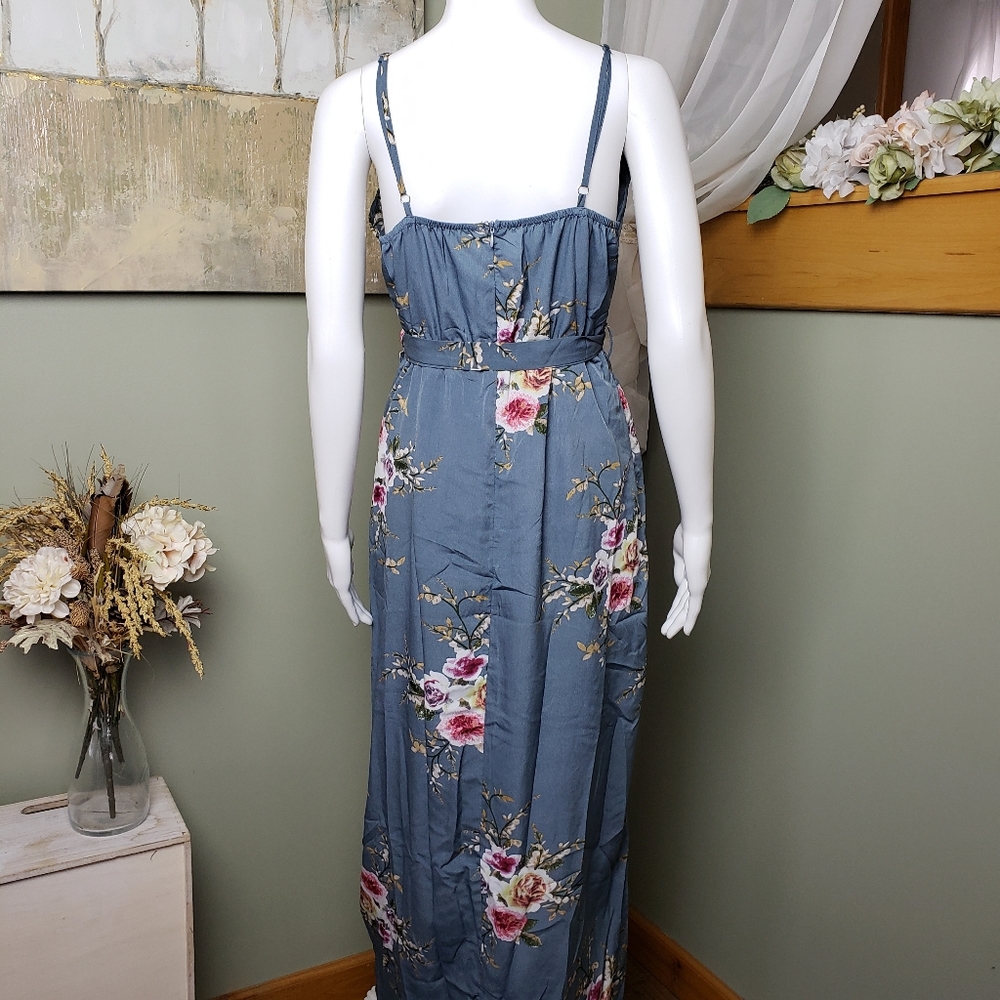 Floral Faux Wrap Dress - Picture 7 of 11